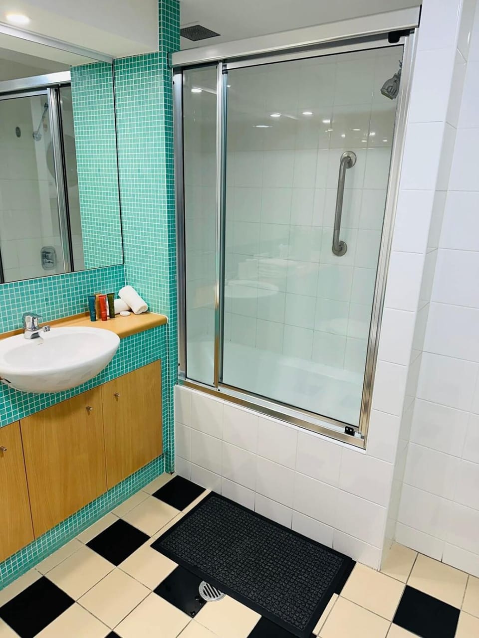 Shower, Bathroom, Bath