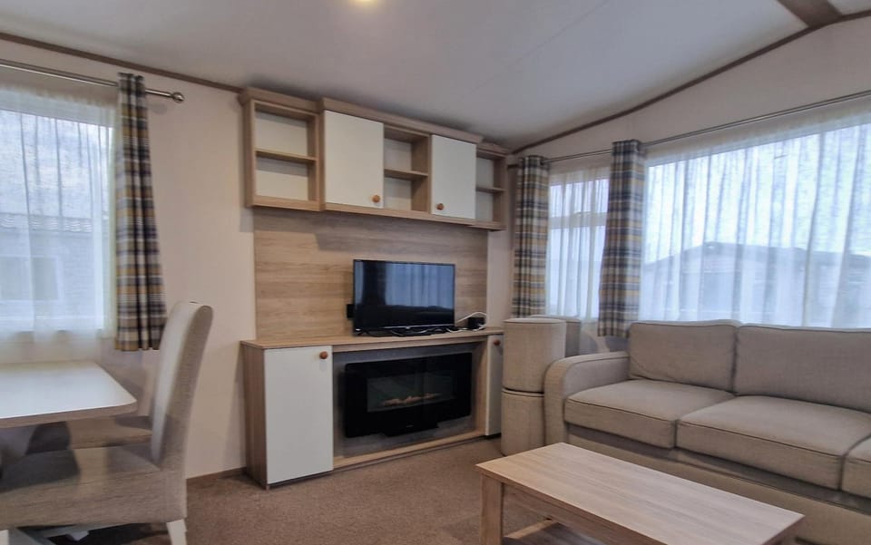 Gracie, West Sands Holiday House in Selsey