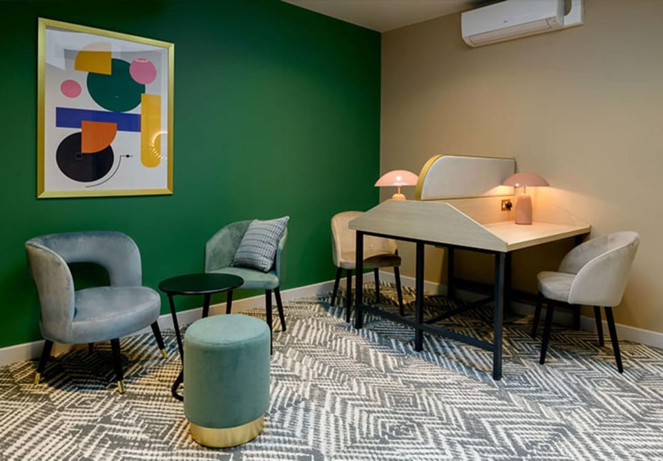 Seating area