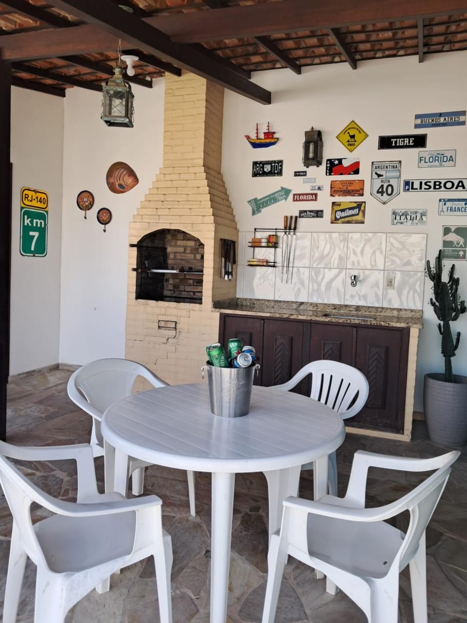 Seating area