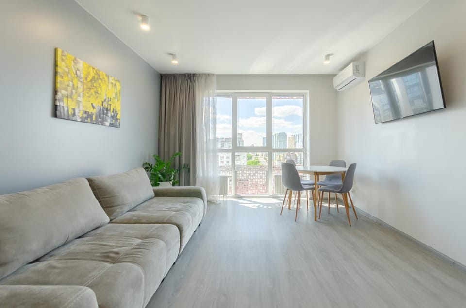 TV and multimedia, Living room, Seating area, heating, air conditioner