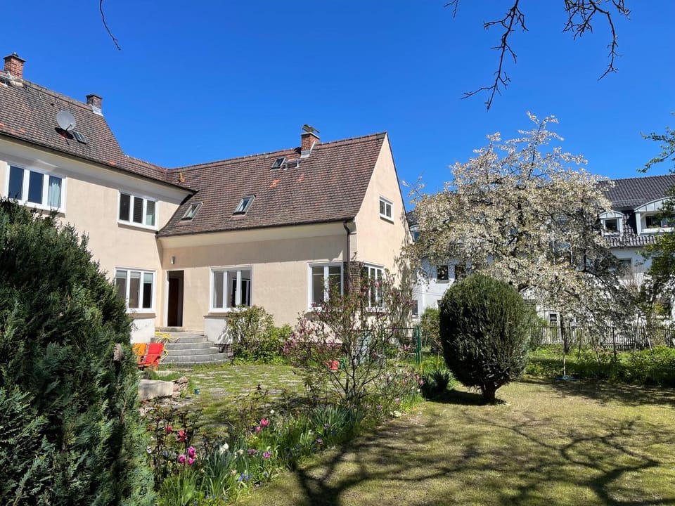 Property building, Garden view