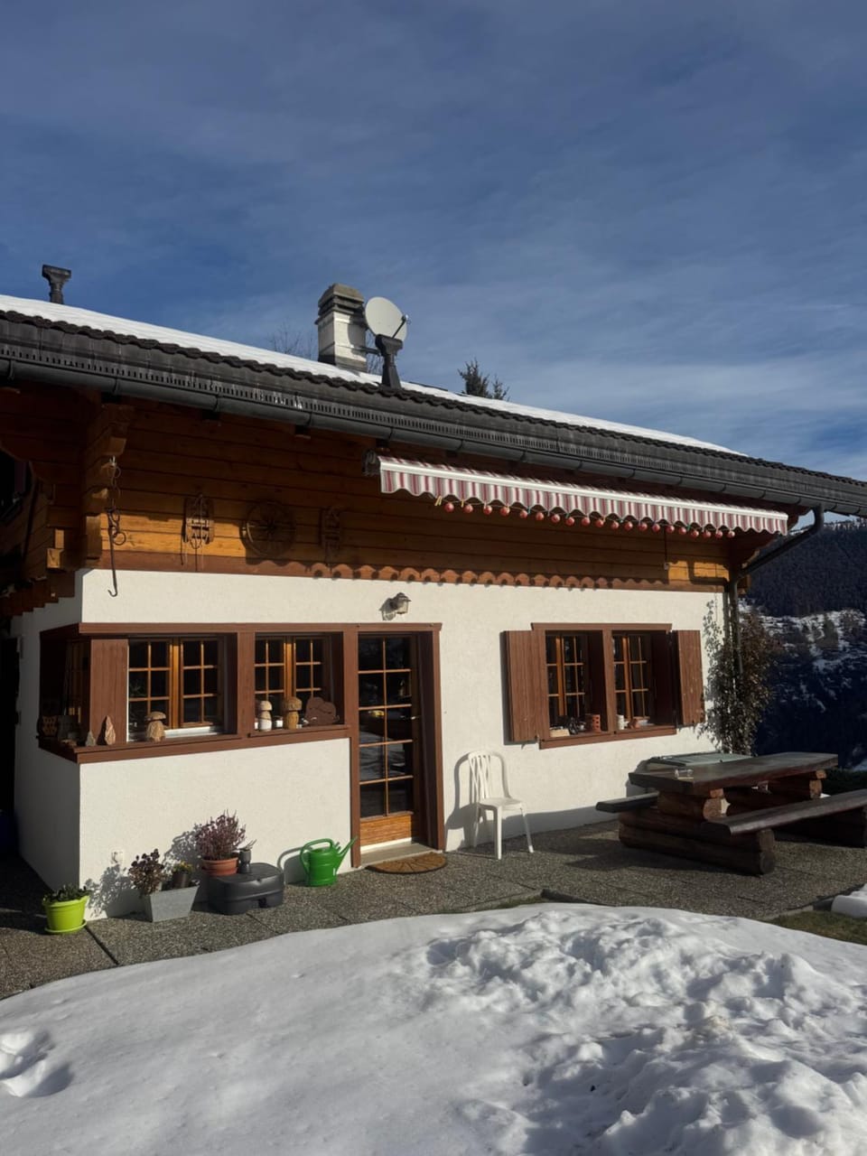 Chalet Famicha by Jolidi Chalet in Nendaz