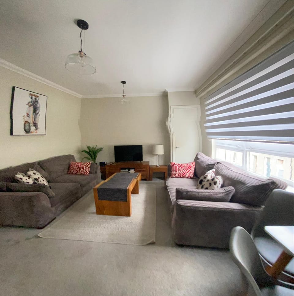 Modern two bedroom apartment Apartment in Edinburgh
