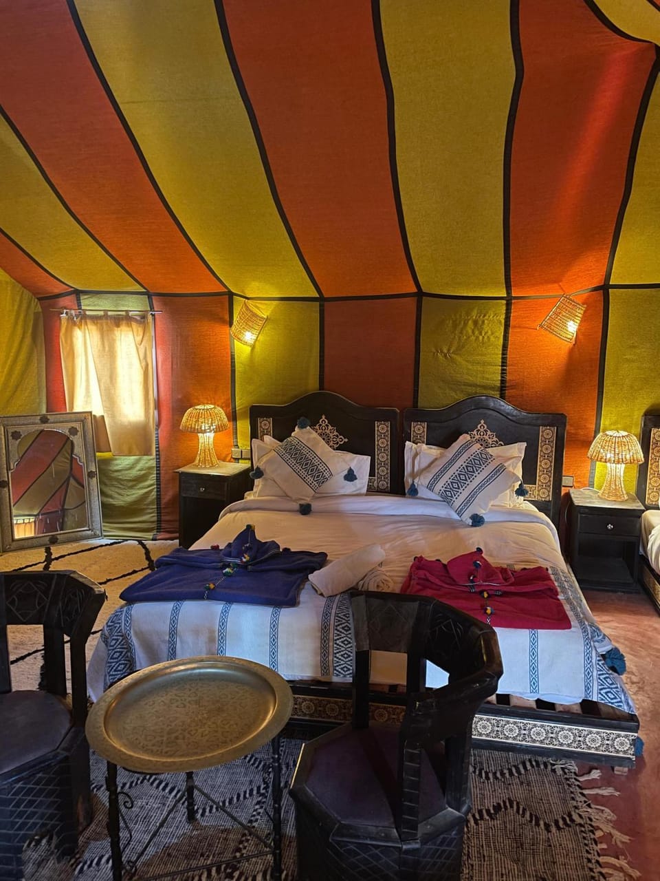 Bed, Photo of the whole room