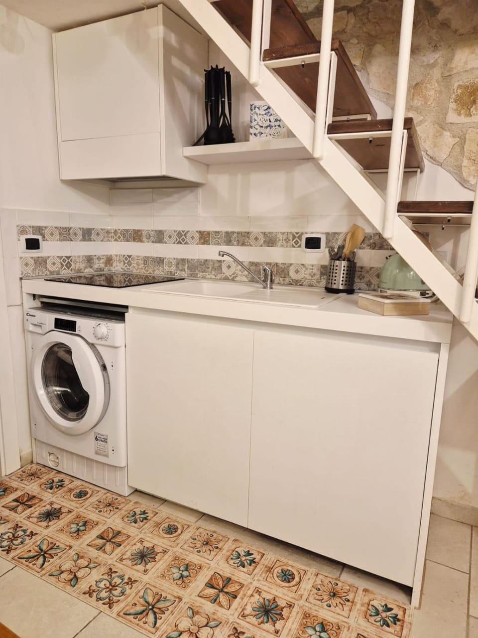 The Emerald Apartment in Bari