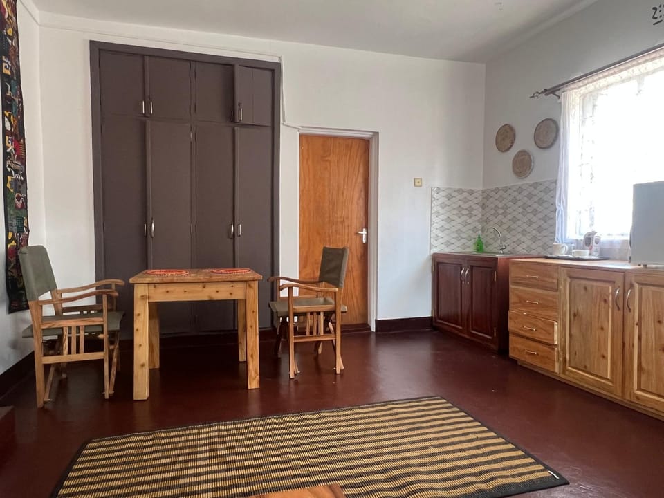 John's Place Bed and Breakfast in Arusha