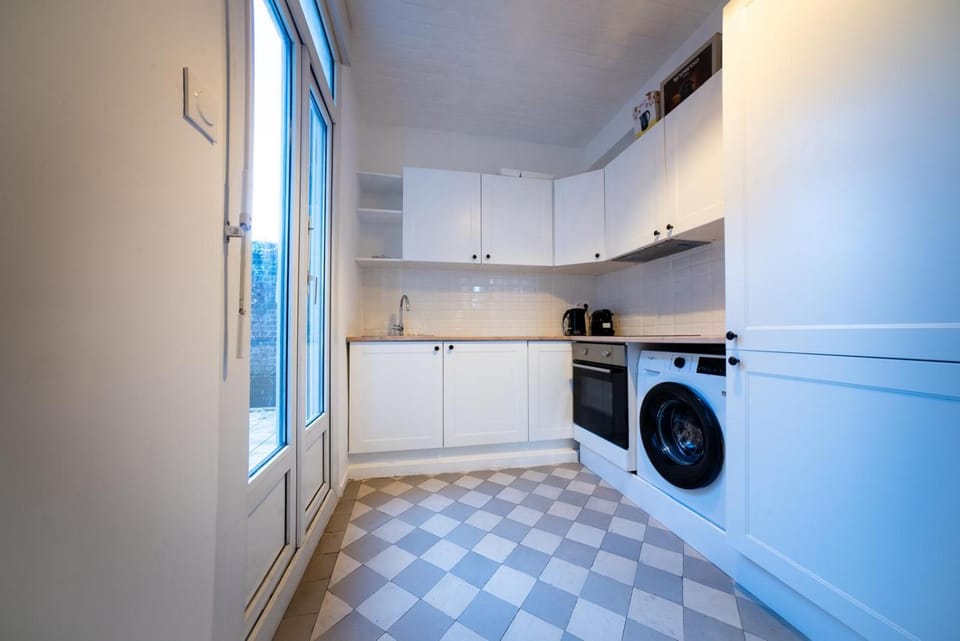 Maison partagée 5 chambres Emmanuel Rey Valenciennes Bed and Breakfast in Valenciennes