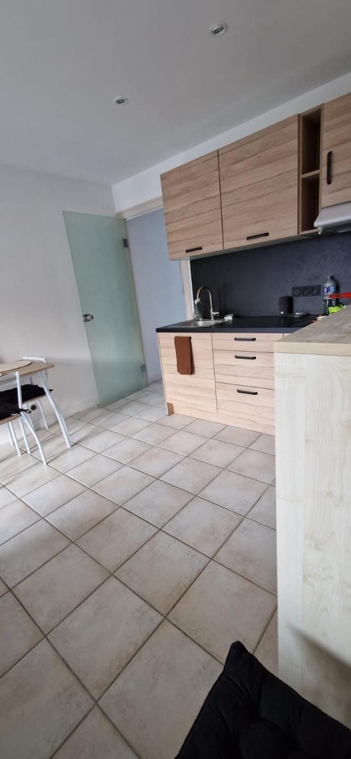 Studio moderne à Évian, lac, port et thermes Apartment in Évian-les-Bains