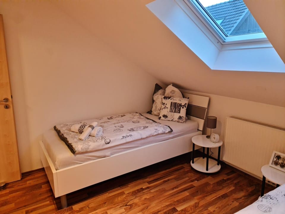 Citywohnung mit Schlafgalerie bis zu 6 Gäste direkt im Stadtzentrum Neuwied Apartment in Rhineland-Palatinate