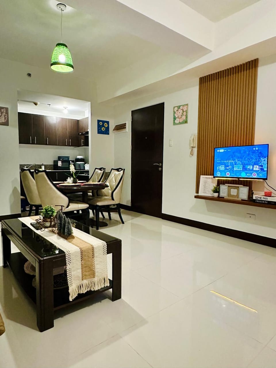 Staycation in Manhattan by House of Mereu Apartment hotel in Quezon City