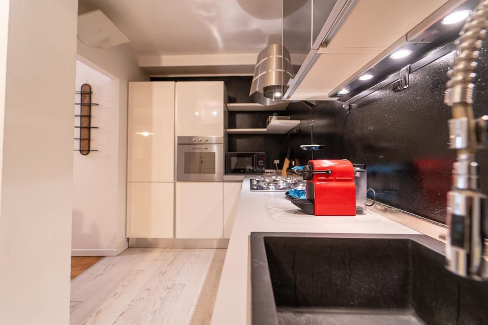 Porta Venezia - Confortevole apt con WiFI e AC Apartment in Milan
