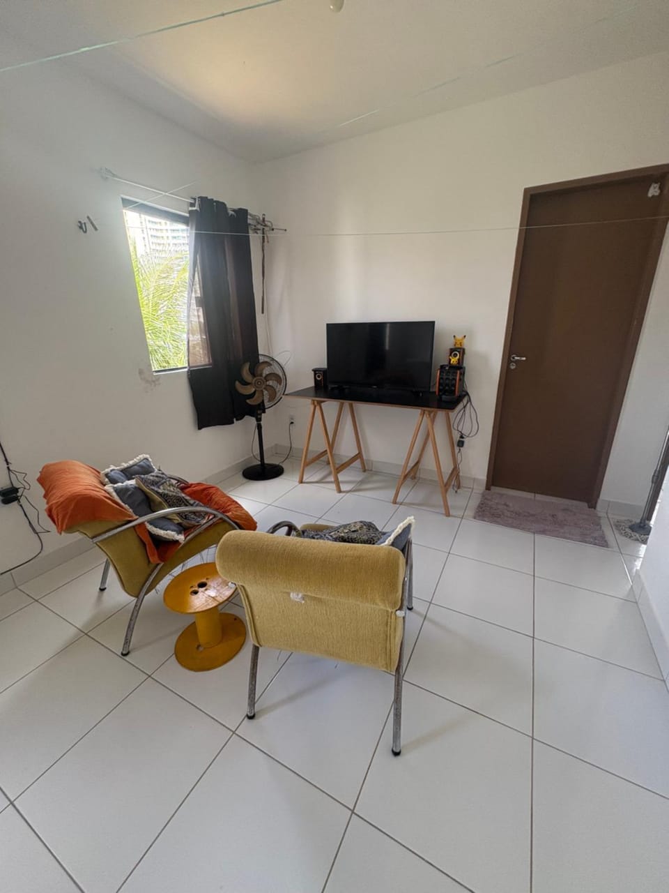 Quarto privativo em ambiente compartilhado com ar condicionado Apartment in Parnamirim