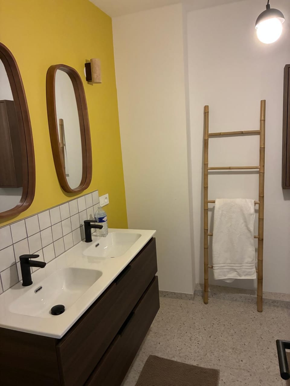 Appartement Porte Jeune - 3 Chambres Balcon Fibre Netflix Apartment in Mulhouse