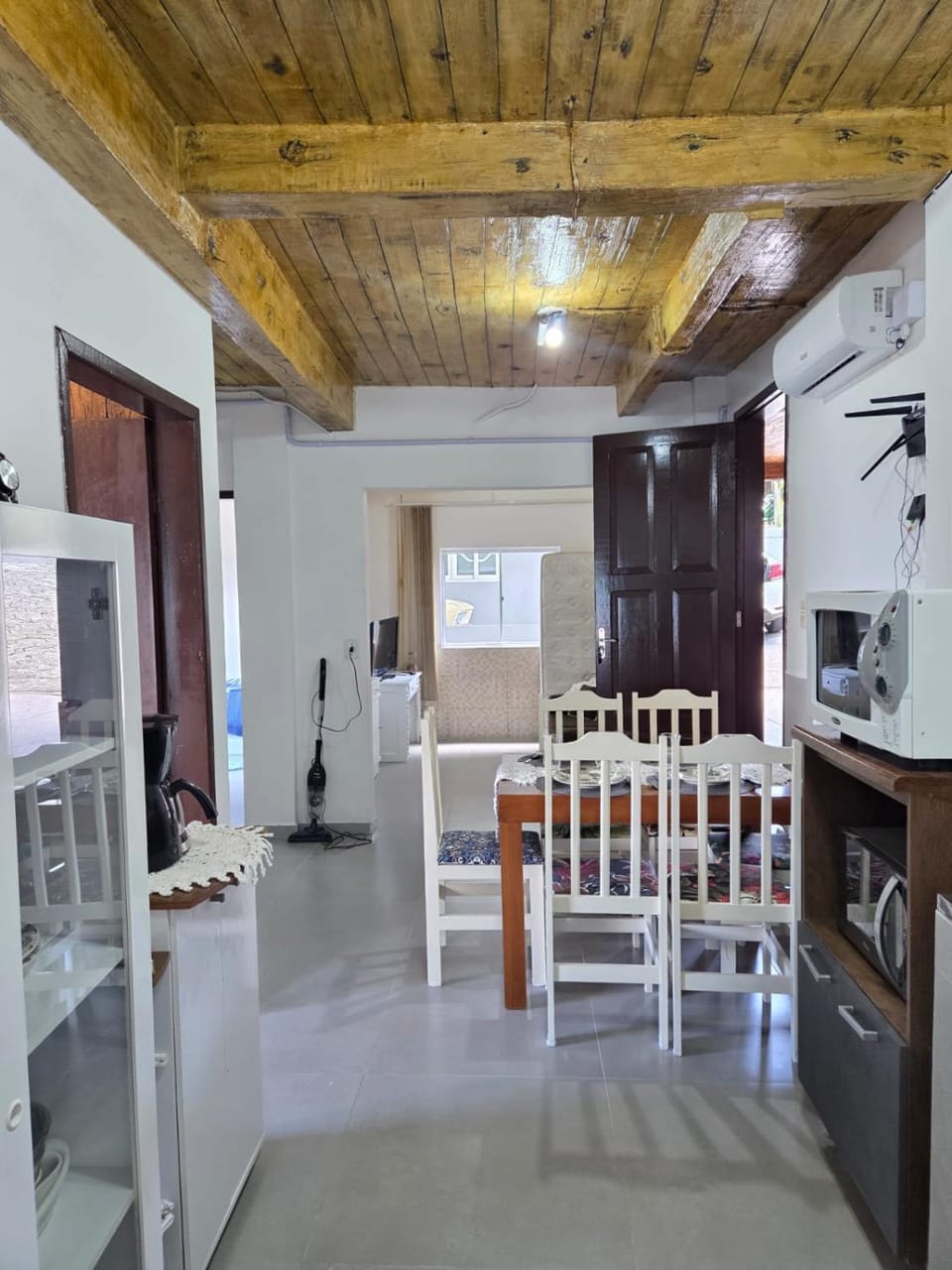 Casa no Ribeirão da Ilha - Florianópolis - Pé na areia - ar cond - pet - familia House in Florianopolis