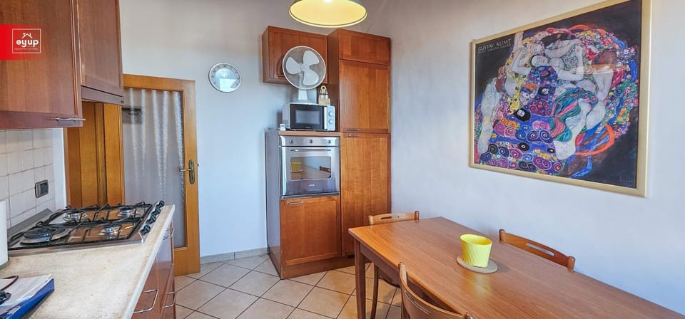 microwave, oven