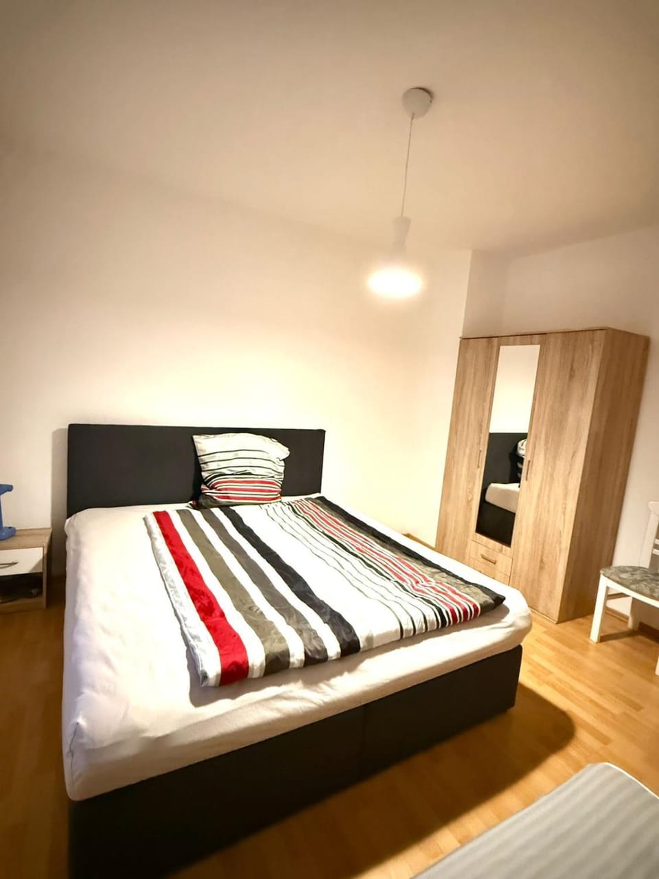 Geräumige Wohnung Nähe HBF Bed and Breakfast in Eisenach