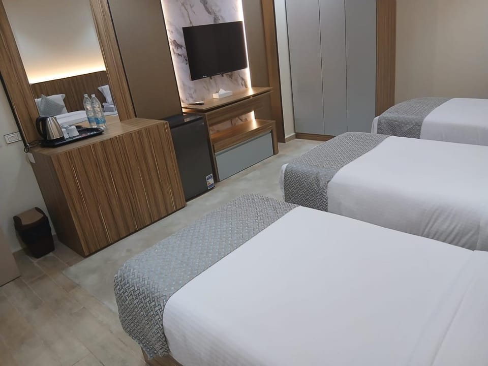 TV and multimedia, Photo of the whole room, Bedroom, minibar