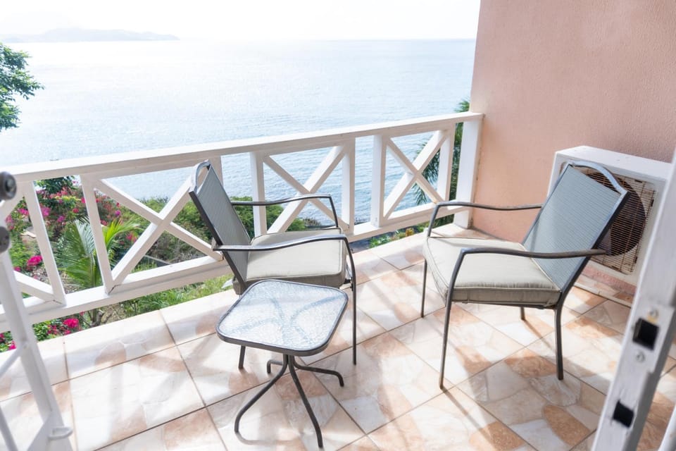 Ocean Breeze Apartment in Leeward Islands