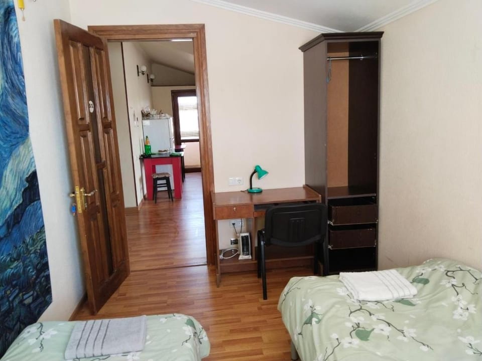 Bed, Photo of the whole room, Bedroom, wardrobe