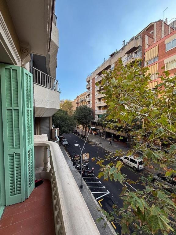 Classic Apartment Center Eixample Apartment in Barcelona