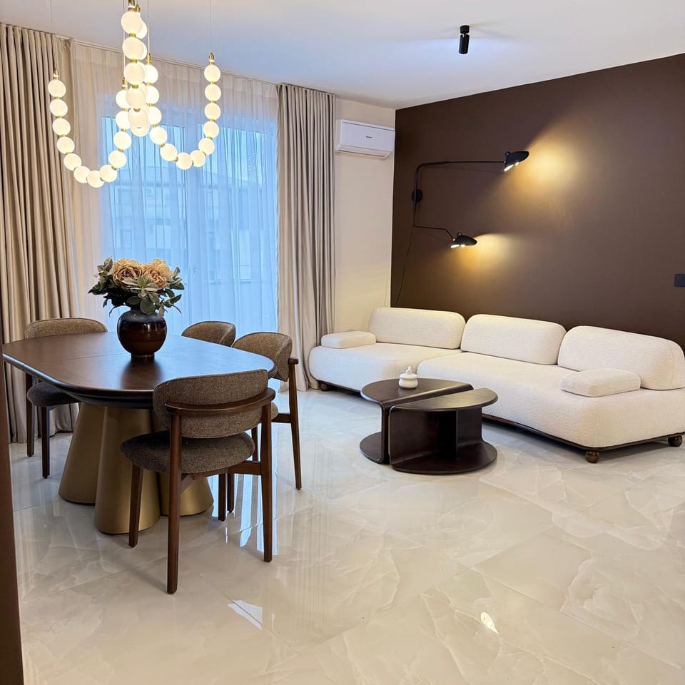 Living room, Seating area, Dining area