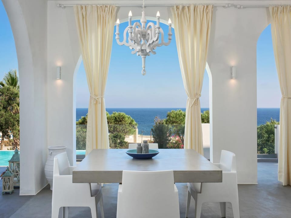 Neighbourhood, Balcony/Terrace, Beach