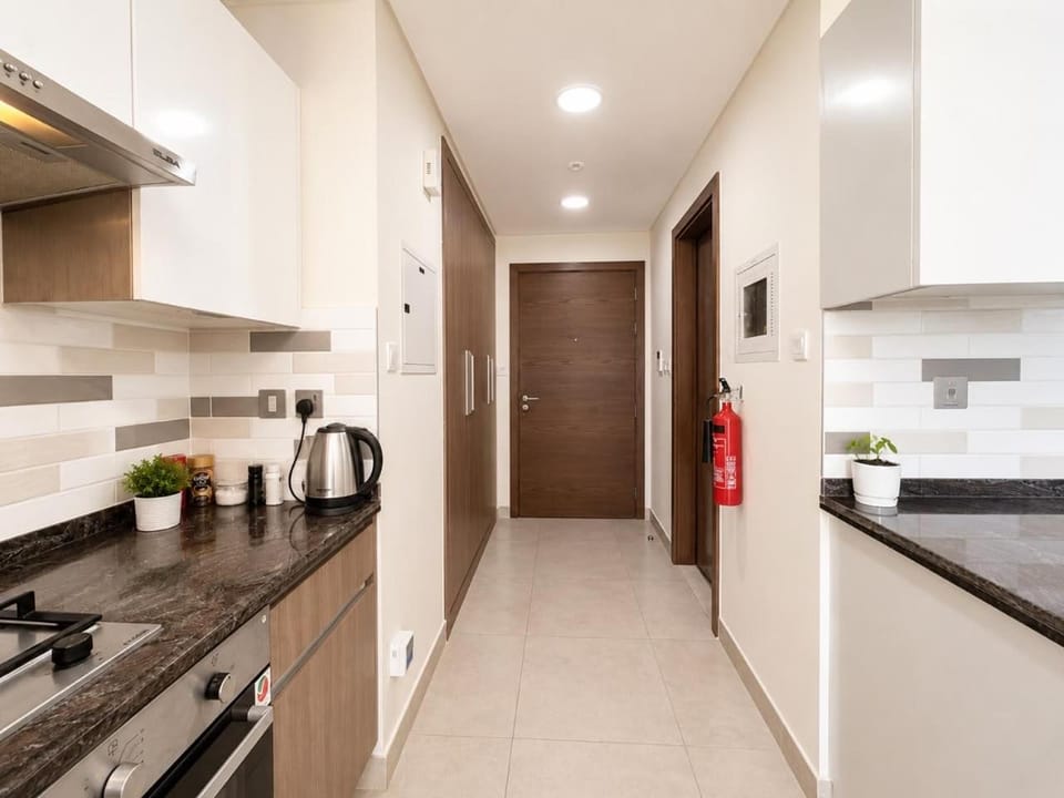 Studio in Al Furjan - Near Metro - Pool - Gym - Self Check in Apartment in Dubai