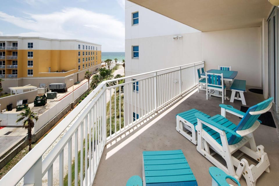 Waterscape A517 Water Resort on the beach House in Okaloosa Island