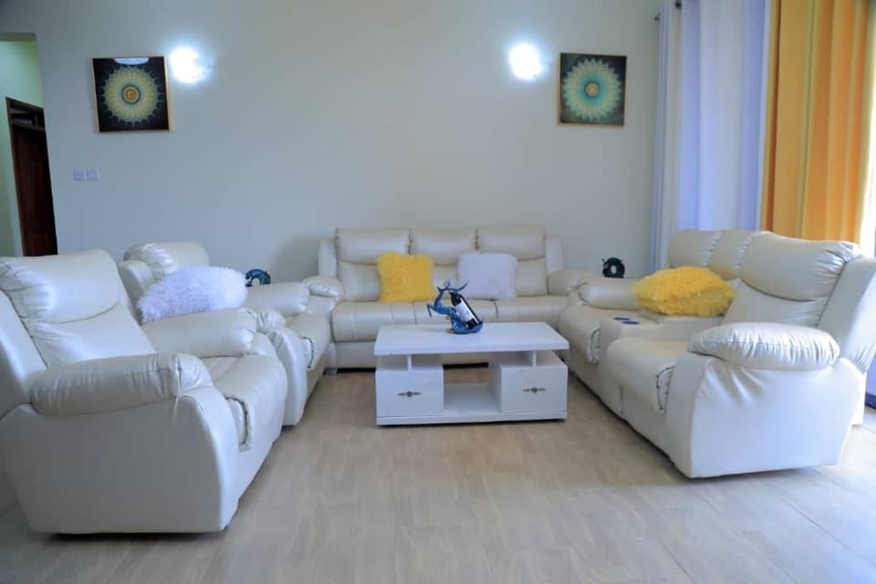 Lake Victoria Grand View Apartment in Uganda