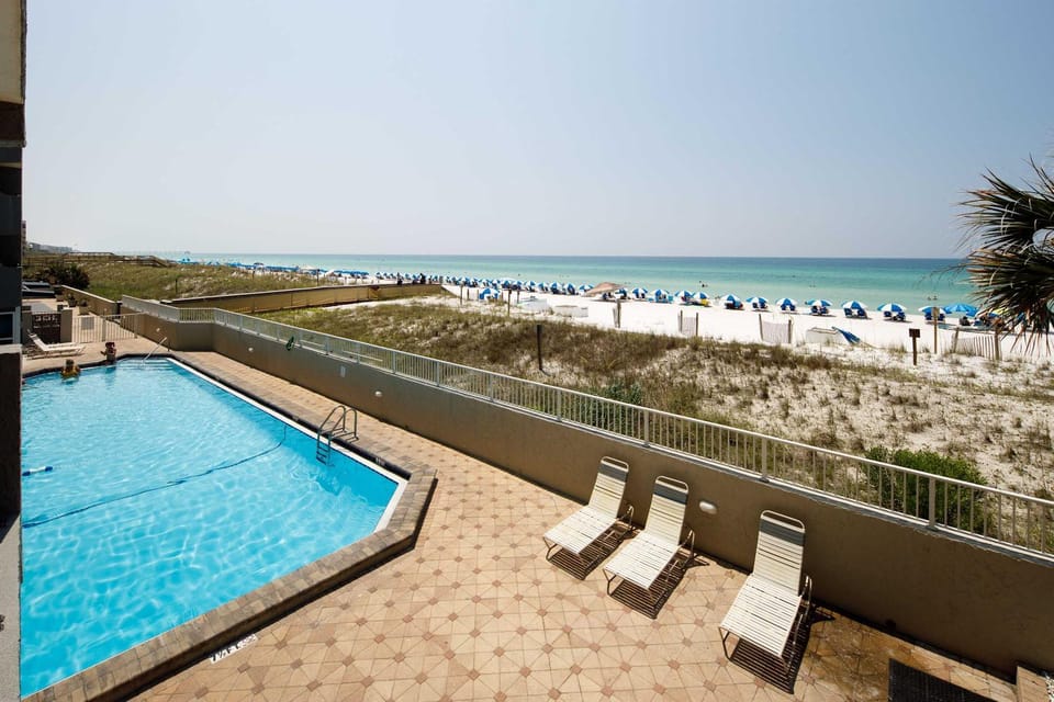 Island Echos 2M gulf front condo House in Okaloosa Island