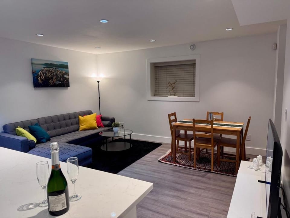 Dining area, Dinner