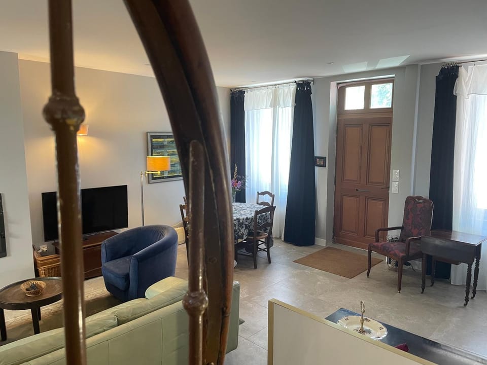 Maison Thalie Chambres d'hôtes 2 chambres doubles 2 SDB Bed and Breakfast in La Rochelle