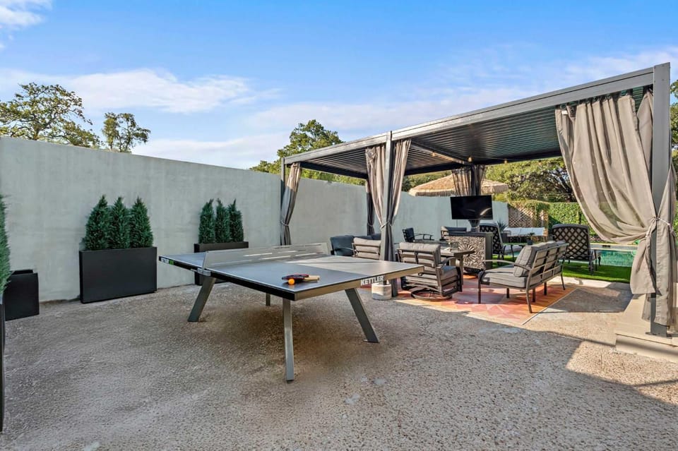 Poolside Funhouse - Arcade Billiard Poker & More House in Austin