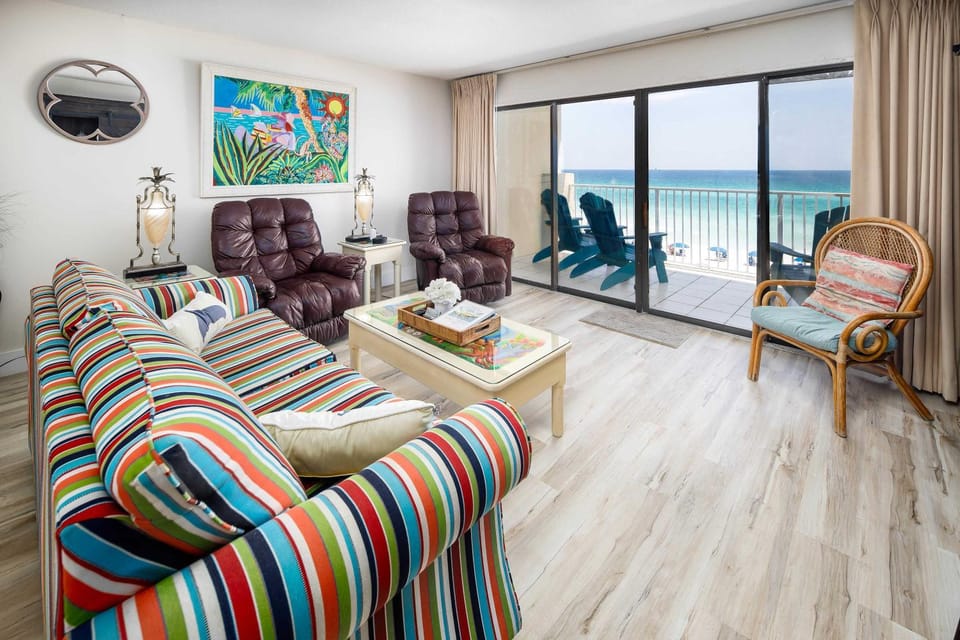 Gulf Side 402 Pet friendly gulf front condo House in Okaloosa Island
