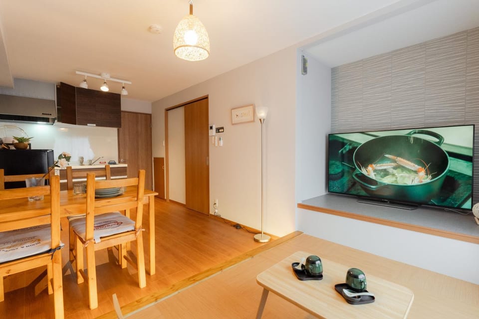 Osaka Port Area Ideal for Drivers & Families OP Hse IV House in Osaka