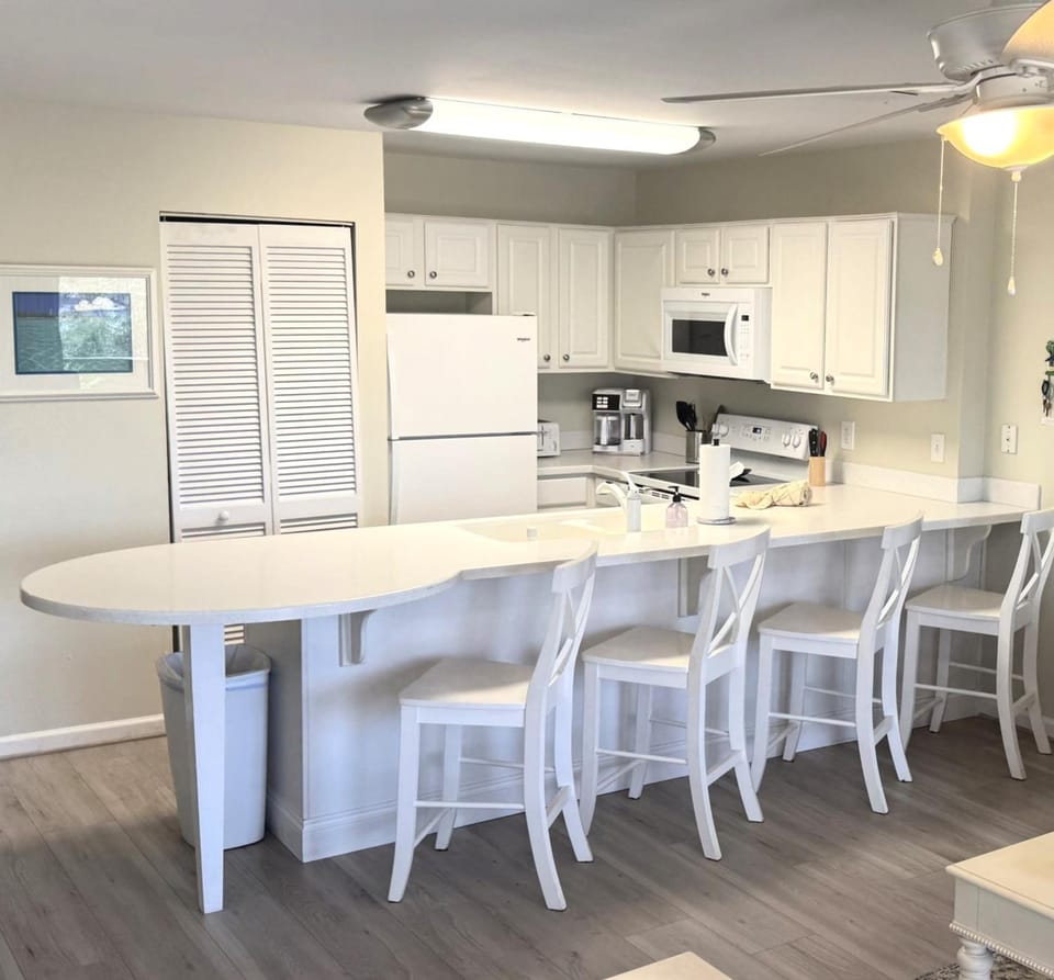 Island Sands 103 Gulf front condo House in Okaloosa Island