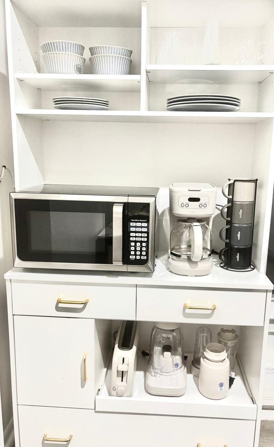 Coffee/tea facilities, microwave, toaster