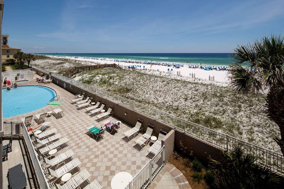 Island Princess 311 Gulf front condo House in Okaloosa Island