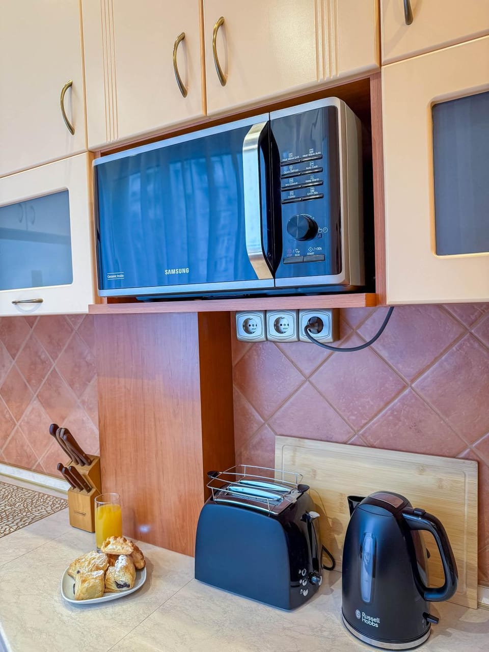 Coffee/tea facilities, Kitchen or kitchenette, toaster