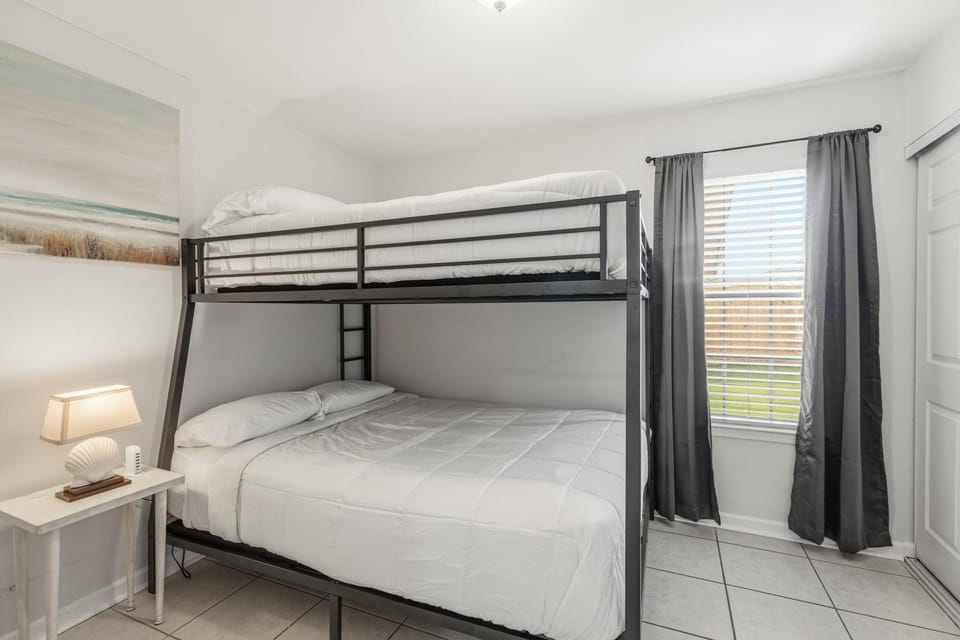 Bed, Bedroom, bunk bed