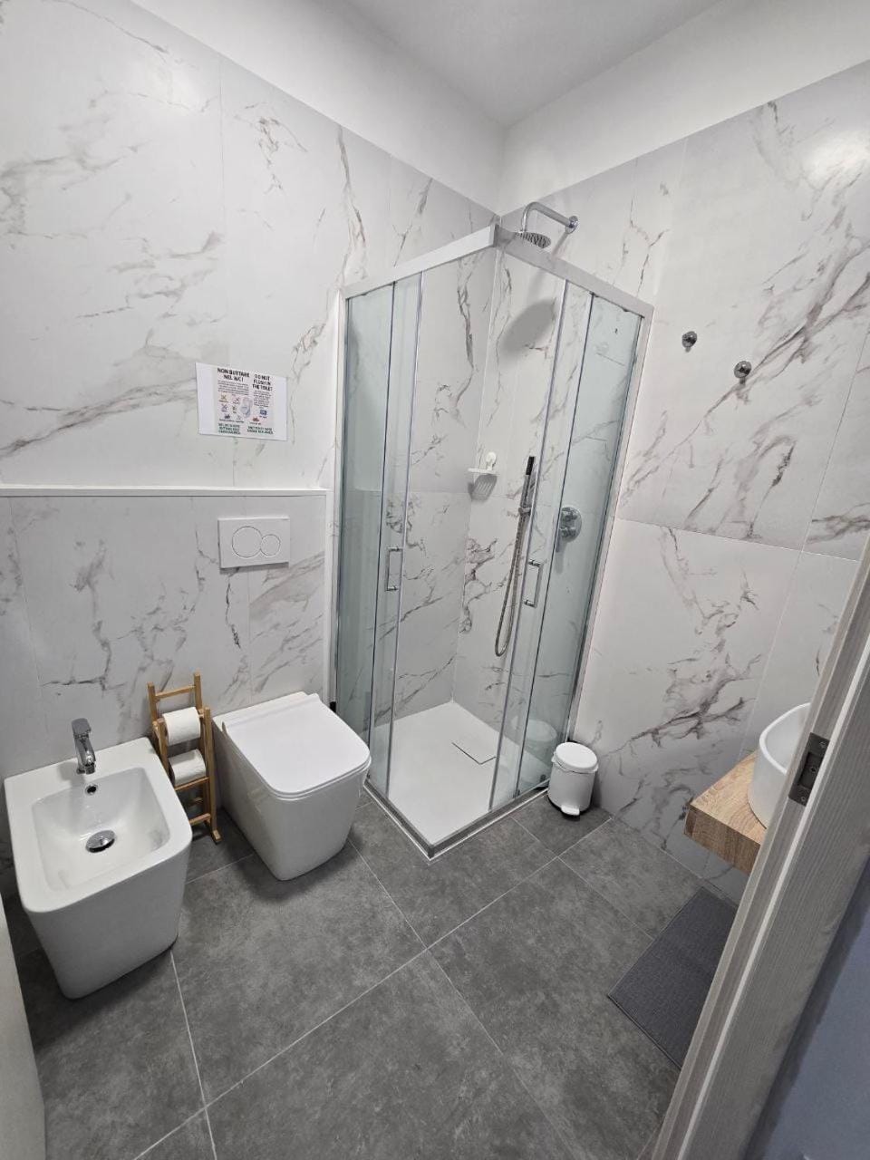 Danito Rooms 7 matrimoniale Bed and Breakfast in Marche