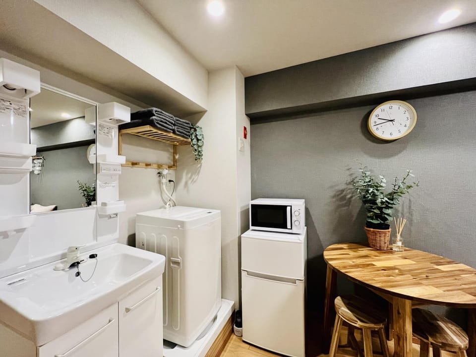 microwave, washing machine