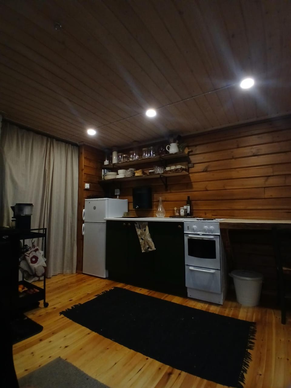 Söpö mökki luonnon rauhassa House in Rovaniemi