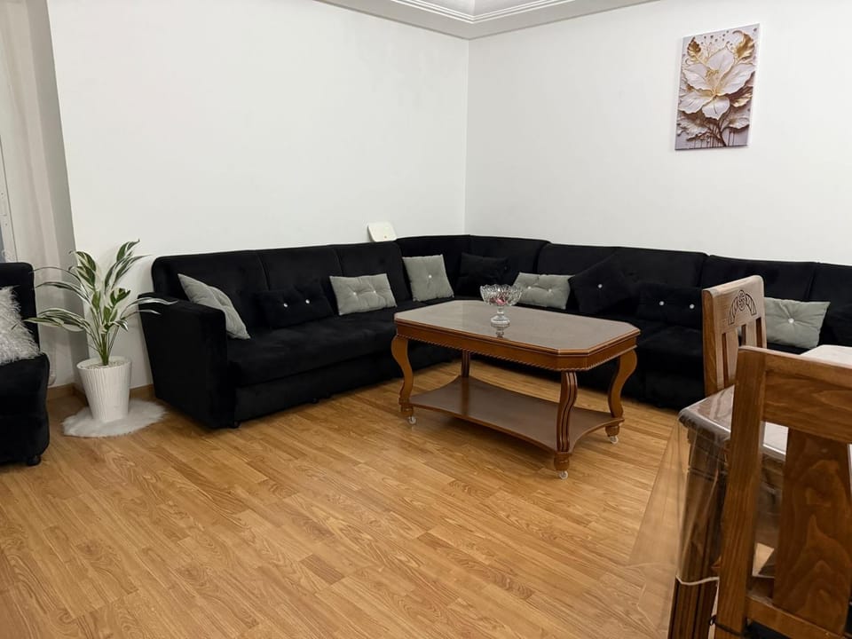 Appartement à côté du corniche Ibiza Apartment in Tangier