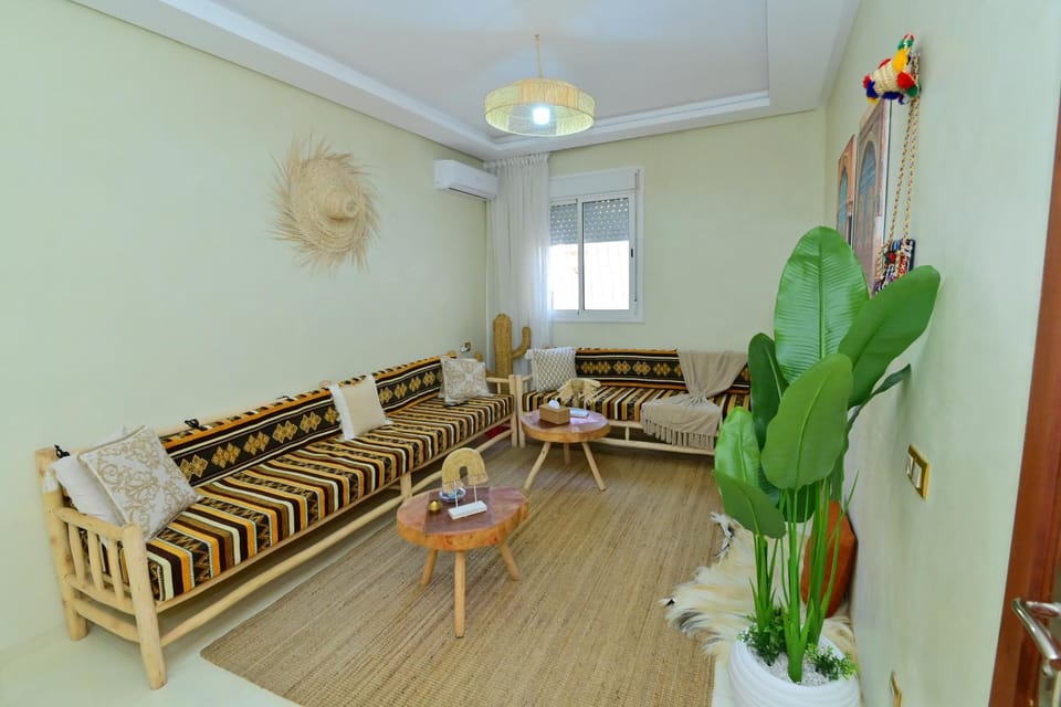 Stylish apartment, 5 min to airport fiber&Netflix Apartment in Marrakesh