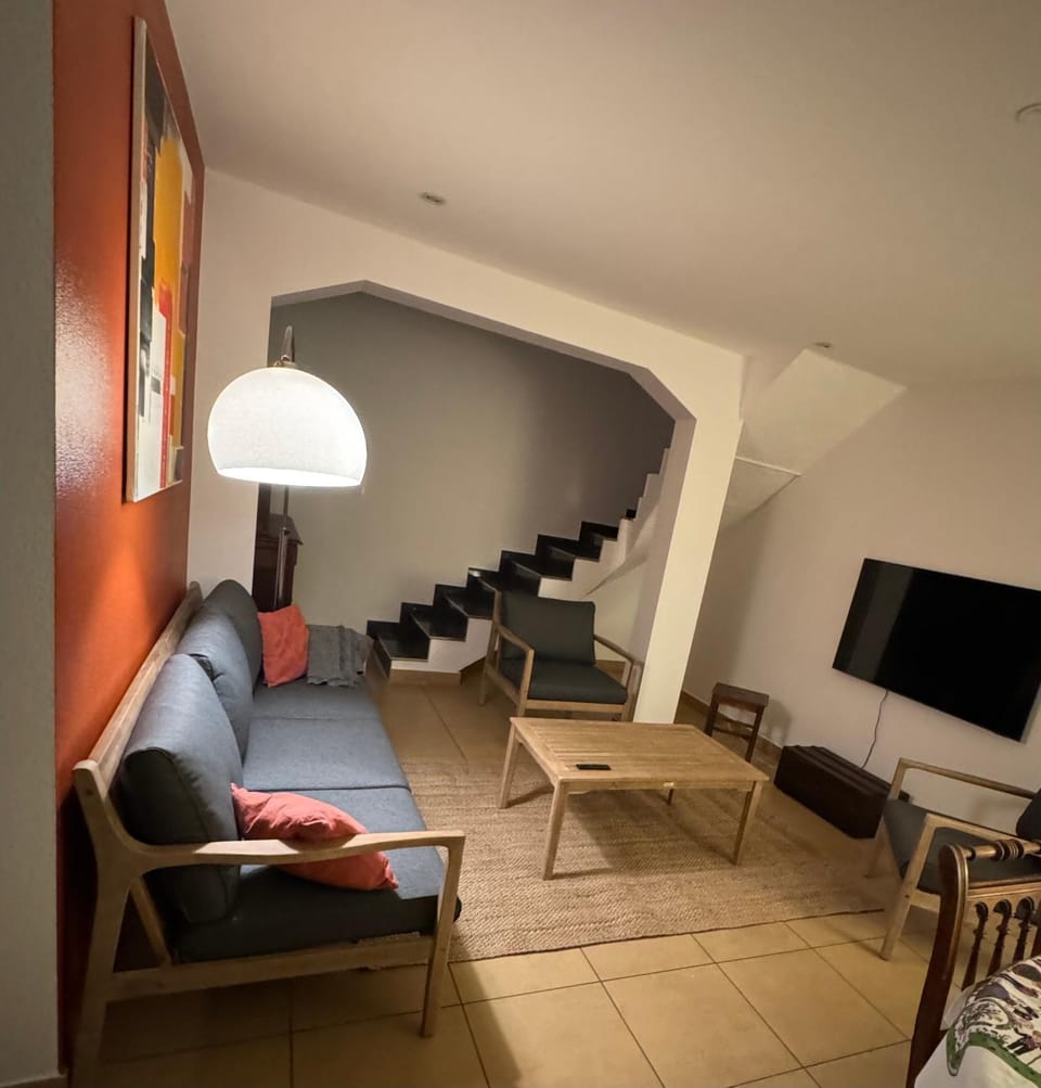 Communal lounge/ TV room, TV and multimedia, Living room