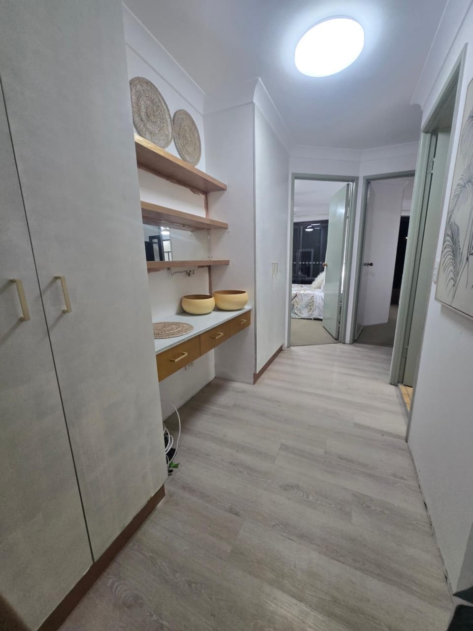 Top Floor# Full Aircon# City Cat# Bues# Park # Uni Apartment in Indooroopilly
