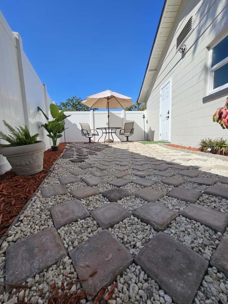 Private 1 Bedroom Suite Near Orlando Attractions Vacation rental in Orlando