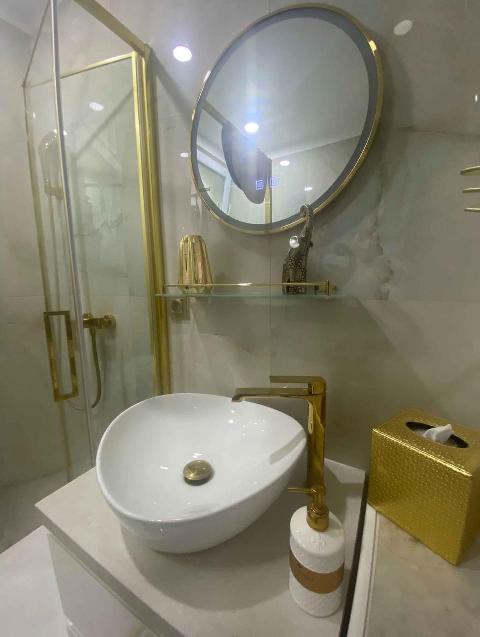 Shower, Bathroom
